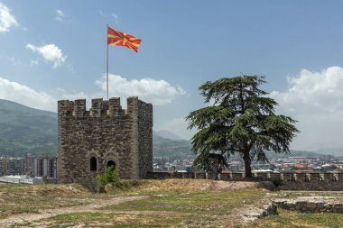 Skopje, Makedonya - 13 Mayıs 2017: Skopje kale (Kale kale) Old Town,