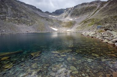 Rila Dağı ile Ledenoto (ICE) Gölü ve Musala tepe manzara