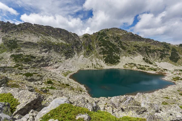 Muhteşem panoramik Musalenski göller, Rila Dağı