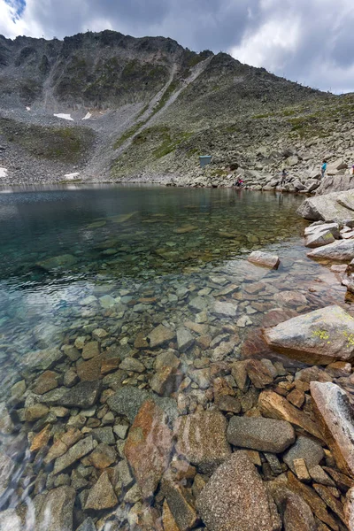 Rila Dağı ile Ledenoto (ICE) Gölü ve Musala tepe manzara