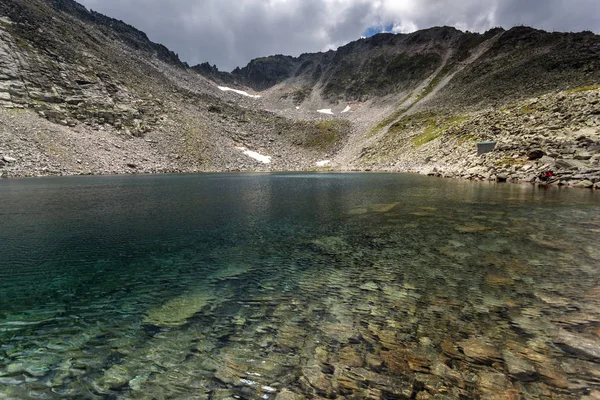 Landschap met Rila-gebergte, Ledenoto (ijs) meer en Musala piek — Stockfoto