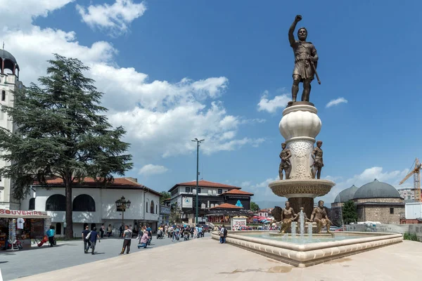 SKOPJE, RÉPUBLIQUE DE MACÉDOINE - 13 MAI 2017 : Monument Philippe II de Macédoine à Skopje — Photo