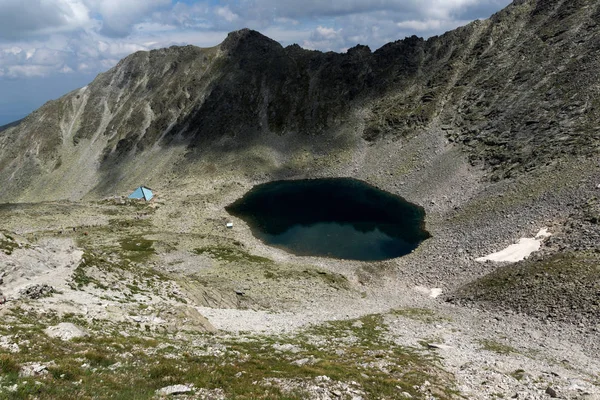 Panoramik görünümünden Musala tepe, Rila Dağı Ledenoto (ICE) Gölü