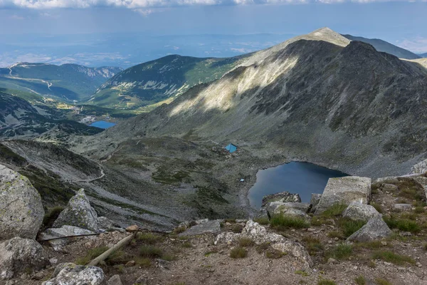 Menakjubkan panorama dari puncak Musala, Rila gunung — Stok Foto