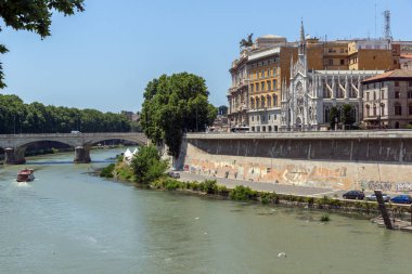 Rome, İtalya - 22 Haziran 2017: temyiz Yargıtay ve Tiber Nehri Roma şehir görünümünü şaşırtıcı