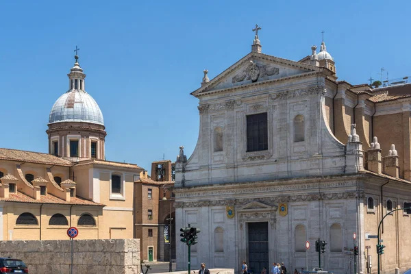 Roma, İtalya - 22 Haziran 2017: Chiesa di San Rocco görünümünü Roma'daki tüm Augusteo şaşırtıcı,
