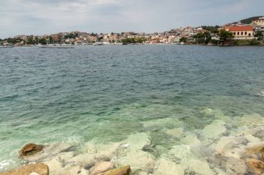 Panoramik bir şehir, Neos Marmaras Sithonia Yarımadası, Chalkidiki, orta Makedonya