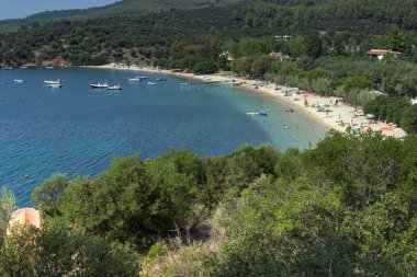 Chalkidiki, orta Makedonya, Yunanistan - 25 Ağustos 2014: Deniz manzarası, Agia Kiriaki kumsalda Sithonia Yarımadası, Chalkidiki, orta Makedonya