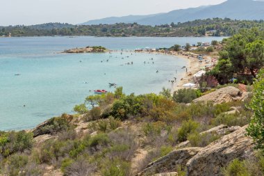 Chalkidiki, orta Makedonya, Yunanistan - 26 Ağustos 2014: Deniz manzarası, Lagonisi Beach adlı Sithonia Yarımadası, Chalkidiki, orta Makedonya