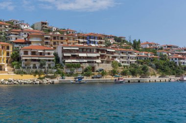 Chalkidiki, orta Makedonya, Yunanistan - 26 Ağustos 2014: Panoramik şehir Pyrgadikia, Chalkidiki, orta Makedonya
