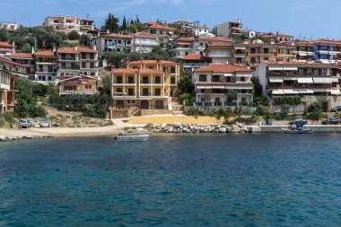 Chalkidiki, orta Makedonya, Yunanistan - 26 Ağustos 2014: Panoramik şehir Pyrgadikia, Chalkidiki, orta Makedonya