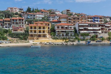 Chalkidiki, orta Makedonya, Yunanistan - 26 Ağustos 2014: Panoramik şehir Pyrgadikia, Chalkidiki, orta Makedonya