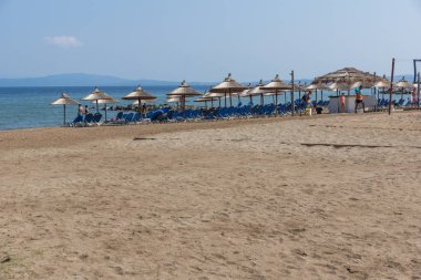 Chalkidiki, orta Makedonya, Yunanistan - 26 Ağustos 2014: Deniz manzarası Stratoni beach adlı Chalkidiki, orta Makedonya
