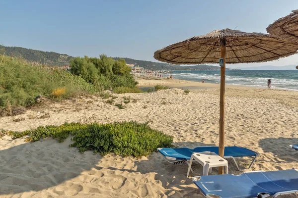 Chalkidiki, Střední Makedonie, Řecko - 26. srpna 2014: Seascape Sarti Beach v Sithonia Poloostrov Chalkidiki, Střední Makedonie — Stock fotografie