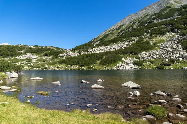 Fantastische Panorama van kikker lake, Pirin-gebergte — Stockfoto