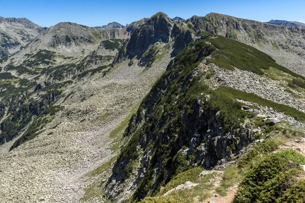 Paesaggio con cime Tipitsy, Pirin Mountain — Foto Stock