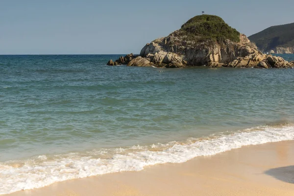 Panoramic view of Kalamitsi Beach at Sithonia peninsula, Chalkidiki, Central Macedonia — Stock Photo, Image