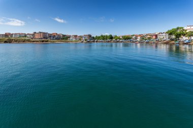 Ahtopol, Bulgaristan - 30 Haziran 2013: Şehir Ahtopol Liman Panoraması