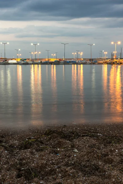 Noční krajina port a beach Chernomorets, Bulharsko — Stock fotografie