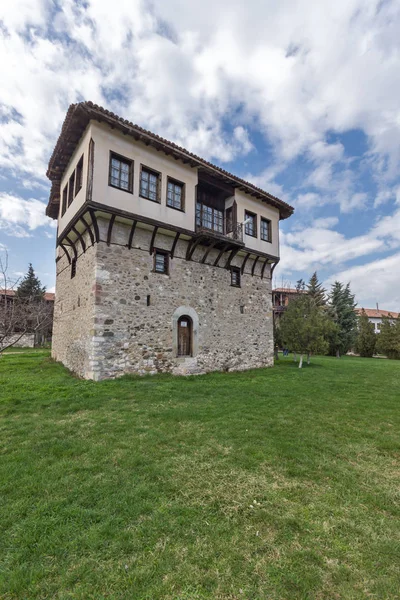 Şaşırtıcı görünümü, ortaçağ Kulesi, Angel Voyvoda Arapovo Manastırı Saint Nedelya, Plovdiv bölge içinde
