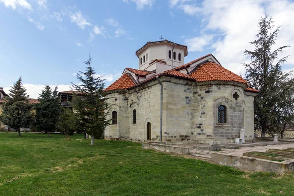 Middeleeuwse kerk in Arapovo klooster van Saint Nedelya, Plovdiv regio — Stockfoto