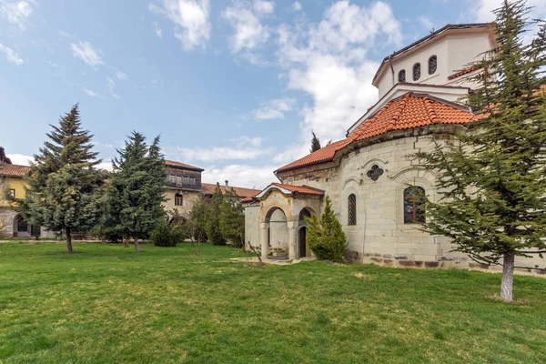 Ortaçağ Kilisesi Saint Nedelya, Plovdiv bölge Arapovo Manastırı