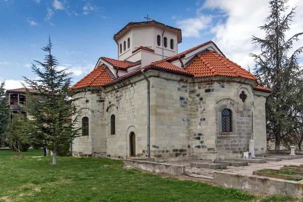 Ortaçağ Kilisesi Saint Nedelya, Plovdiv bölge Arapovo Manastırı