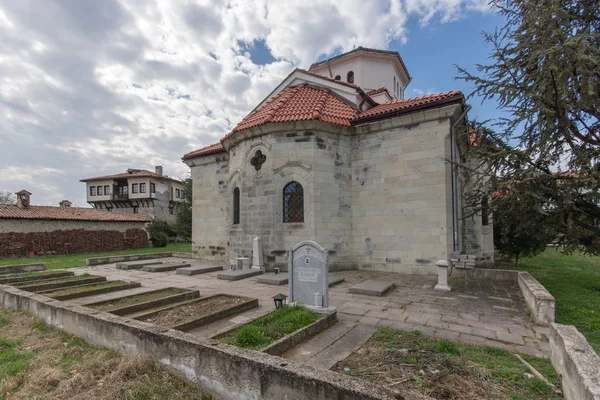 Ortaçağ Kilisesi Saint Nedelya, Plovdiv bölge Arapovo Manastırı