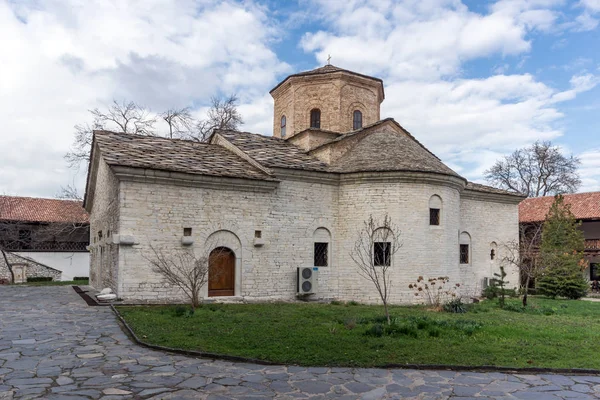 Chiesa di San Petka nel monastero di Gornovoden San Kirik e Julita, Asenovgrad, regione di Plovdiv — Foto Stock