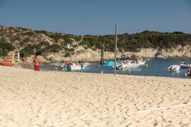 Chalkidiki, orta Makedonya, Yunanistan - 25 Ağustos 2014: Deniz manzarası Kalamitsi beach adlı Sithonia Yarımadası, Chalkidiki, orta Makedonya