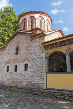 Bachkovo Manastırı, Bulgaristan - 23 Ağustos 2017: Panoramik Ortaçağ Bachkovo Manastırı,