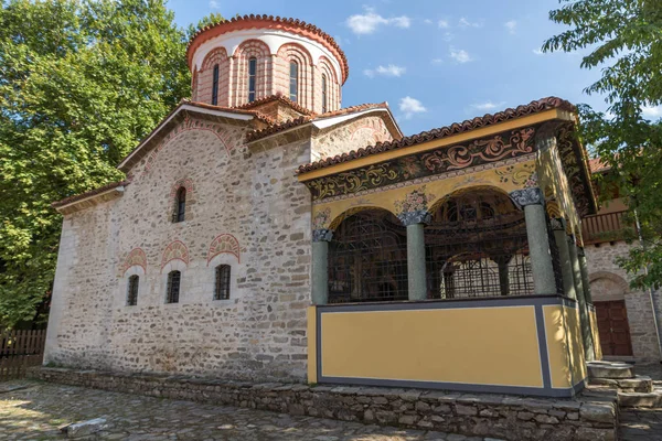 Bachkovo Manastırı, Bulgaristan - 23 Ağustos 2017: Panoramik Ortaçağ Bachkovo Manastırı, — Stok fotoğraf
