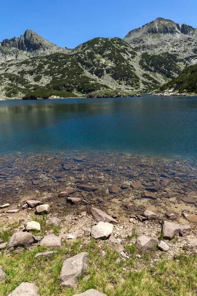 큰 Valyavishko 호수와 Dzhangal 피크, Pirin 산와 놀라운 풍경 — 스톡 사진