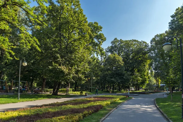 Plovdiv, Bulgaristan - 1 Eylül 2017: Çar Simeon Bahçe şehir Plovdiv, Panorama