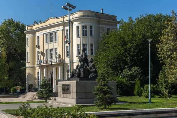 Plovdiv, Bulgaristan - 1 Eylül 2017: Bina, askeri kulüp şehir Plovdiv