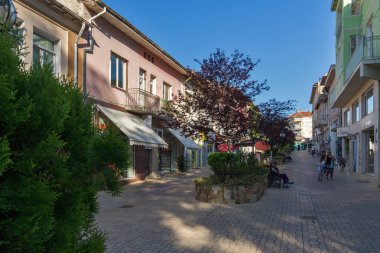 Petrich, Bulgaristan - 6 Eylül 2017: Blagoevgrad bölge Petrich şehir merkezinde panoramik manzaralı