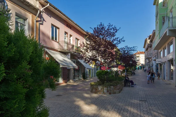 Petrich, Bulgaristan - 6 Eylül 2017: Blagoevgrad bölge Petrich şehir merkezinde panoramik manzaralı