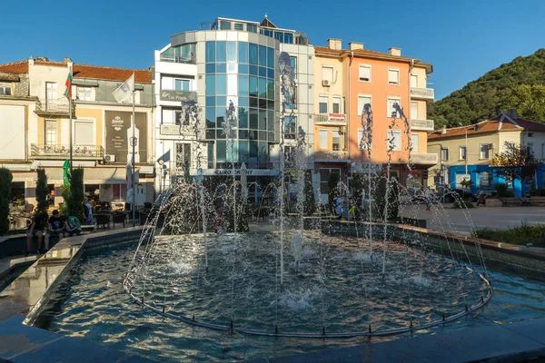 Petrich, Bulgaristan - 6 Eylül 2017: Blagoevgrad bölge Petrich şehir merkezinde panoramik manzaralı