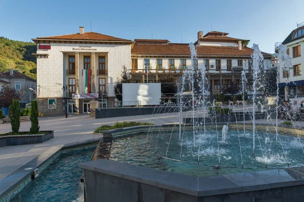 Petrich, Bulgaristan - 6 Eylül 2017: Blagoevgrad bölge Petrich şehir merkezinde panoramik manzaralı