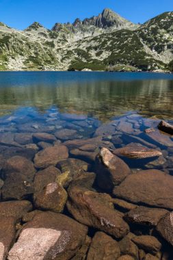 Büyük Valyavishko Gölü ve Dzhangal tepe, Pirin Dağı ile şaşırtıcı Panorama