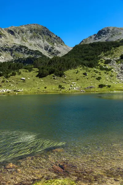Panorama incroyable avec lacs Prevalski et col Mozgovishka, montagne Pirin — Photo