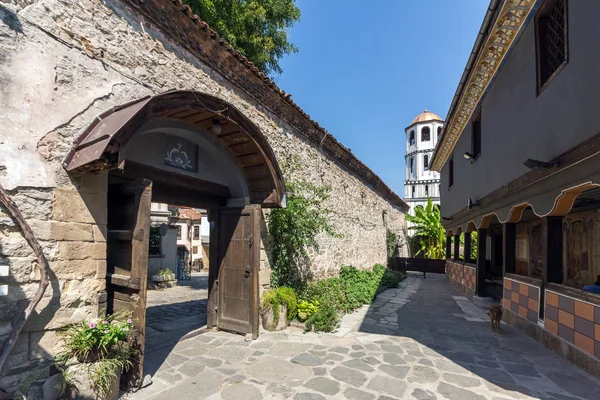 Kostel St. Constantine a St. Elena z období bulharského obrození v staré město Plovdiv — Stock fotografie