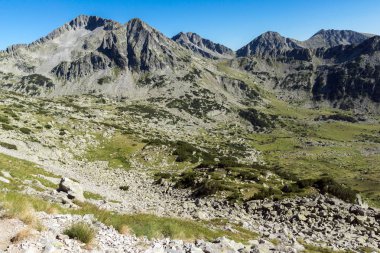 Kamenitsa, Yalovarnika, Toots ve bebek zirveleri ile muhteşem manzara