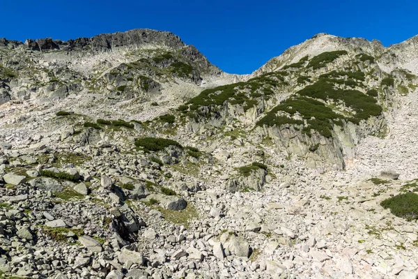 Fantastiska landskap med vänster Kralev Dvor pass, Pirin berget — Stockfoto
