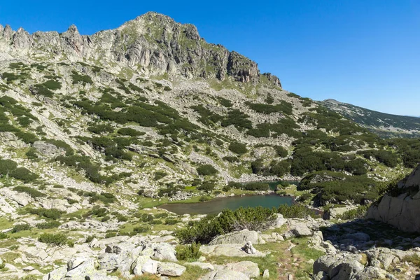 Dzhangal tepe ve Samodivski gölleri, Pirin Dağı ile muhteşem manzara