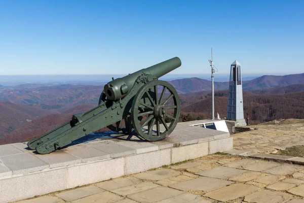 Vista de Outono do Monumento à Liberdade Shipka, Bulgária — Fotografia de Stock