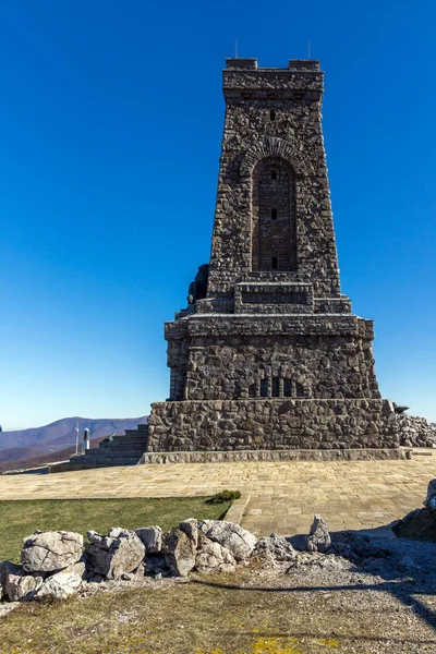 Sonbahar görünümünü anıt özgürlük Shipka, Bulgaria
