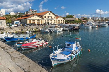 Dedeağaç, Yunanistan - 23 Eylül 2017: Liman ve şehir Dedeağaç, Yunanistan için Panorama