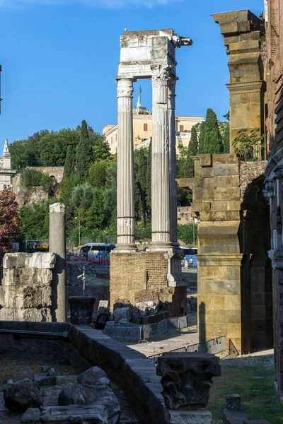 ローマのマルチェロ劇場の遺跡ローマ, イタリア - 2017 年 6 月 22 日: — ストック写真