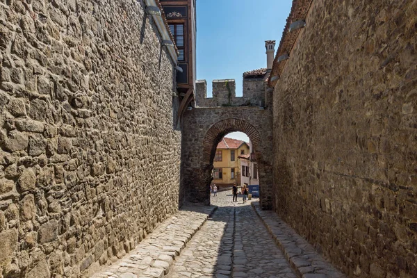 PLOVDIV, BULGÁRIA - SETEMBRO 1, 2017: Hisar Kapia - Portão antigo na cidade velha de Plovdiv — Fotografia de Stock